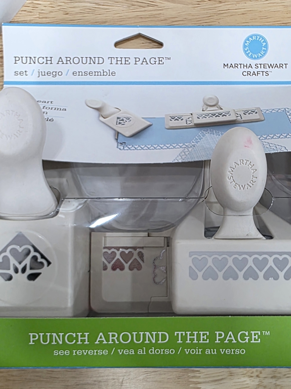 Martha Stewart White Punch Around The Page Set - Heart Border